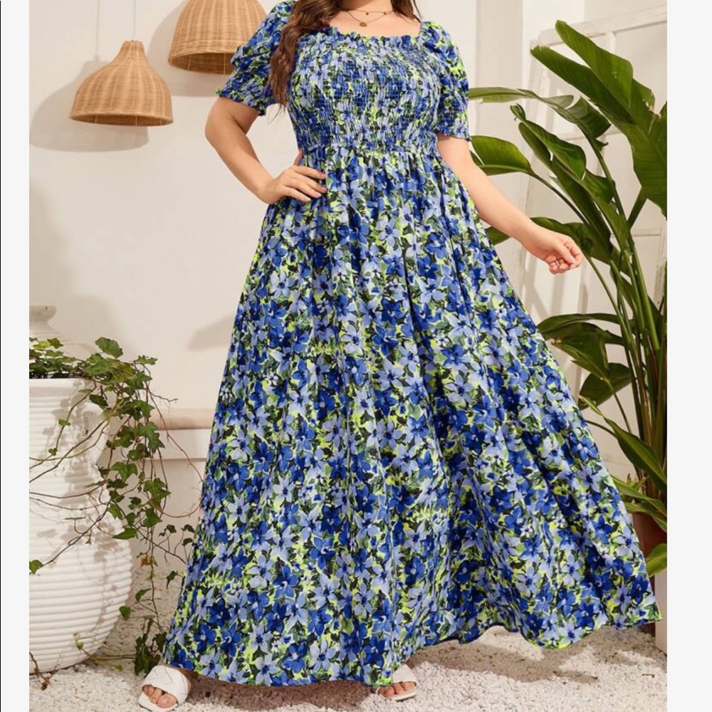 Bohemian Boho Plus Size Floral Print Smocked Maxi Dress - Picture 2 of 9
